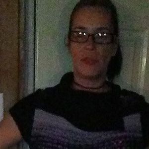 Meet your Posher, Lorie